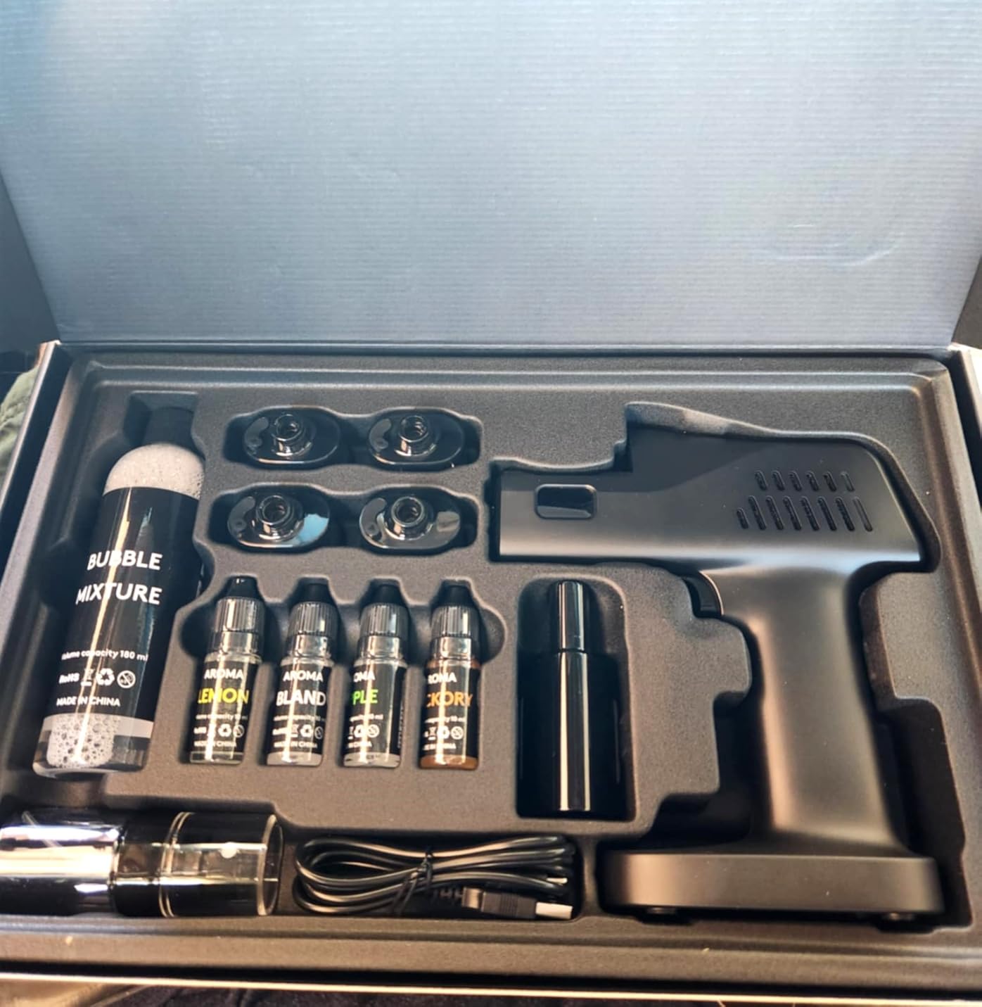 Electric Cocktail & Food Smoker Gun - Create Smoke & Edible Bubbles, 4 Aroma Oils, 5000mAh Battery with Color Screen, One-Touch Operation - Ideal Bartender Kit & Unique Gift for Men customer photo 2