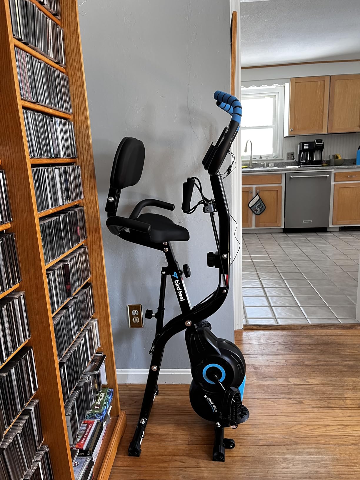 Foldable Exercise Bike, Multifunctional Indoor Stationary Bikes for Home with 8-Level Magnetic Resistance, Quiet Workout Bike with Arm Resistance Bands, LCD Monitor, 300LBS Capacity customer photo 2
