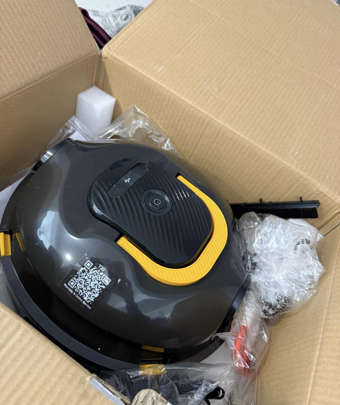 Y20 Cordless Robotic Pool Cleaner, Automatic Pool Vacuum for Above Ground & Inground Pool, 120 Min Runtime, Auto-Parking, Lightweight, Powerful Robot up to 1100 sq.ft customer photo 1