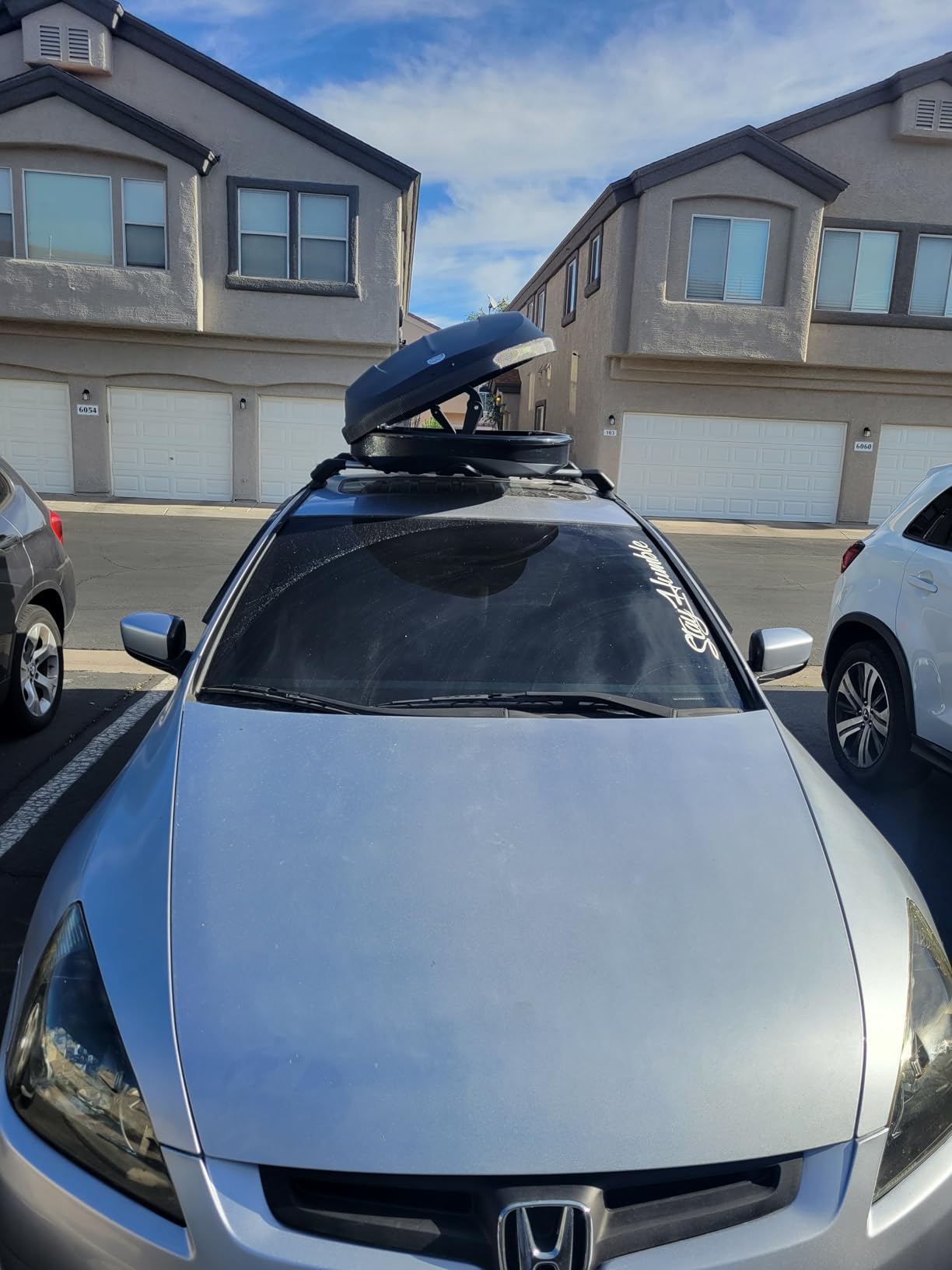 GarveeTech Rooftop Cargo Box Carrier, Dual-Side Opening Roof Mount Travel Luggage Storage Capacity, 165 LBS Weight Capacity Vehicle Hard-Shell Carriers with Secure Straps&Keys, Black(12 Cubic Feet) customer photo 2