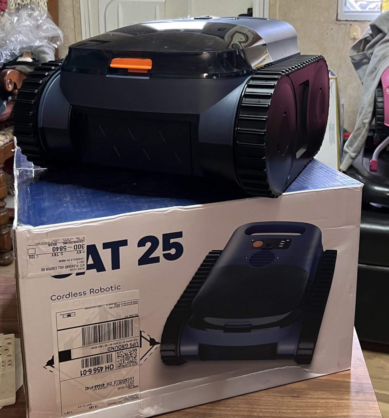 Cordless Robotic Pool Vacuum with Smarter Navigation & Track Drive, Dual 180W Brushless Motors, Wall & Waterline Climbing, 150-Min Runtime, for Inground & Above-Ground Pools up to 2,150 Sq. Ft. customer photo 2