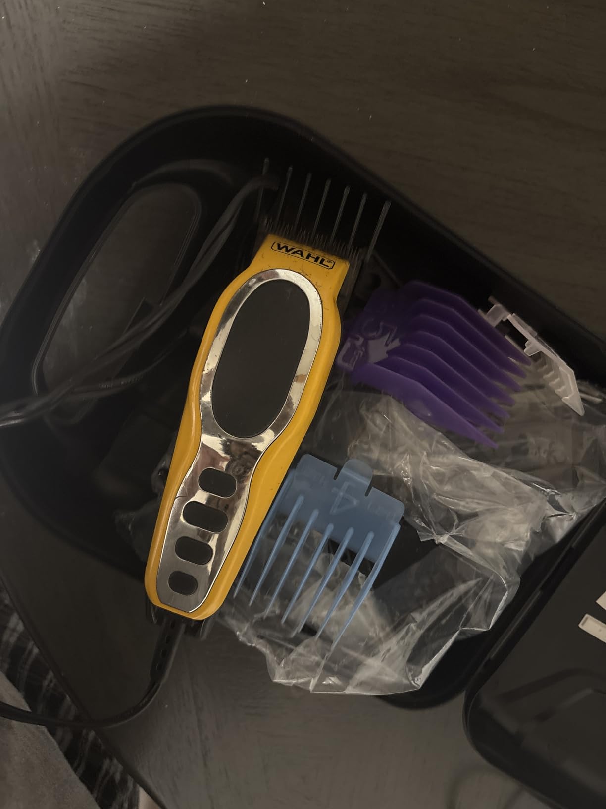 Wahl Clipper USA Color Pro Complete Haircutting Kit with Easy Color Coded Guide Combs customer photo 1