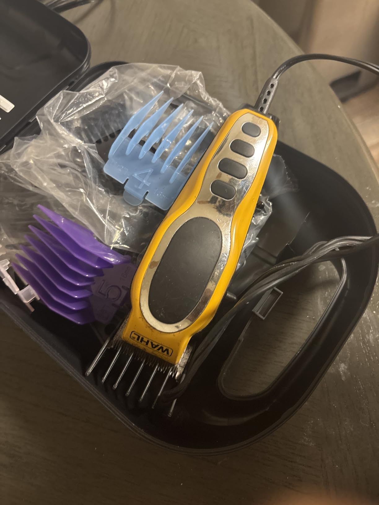 Wahl Clipper USA Color Pro Complete Haircutting Kit with Easy Color Coded Guide Combs customer photo 2