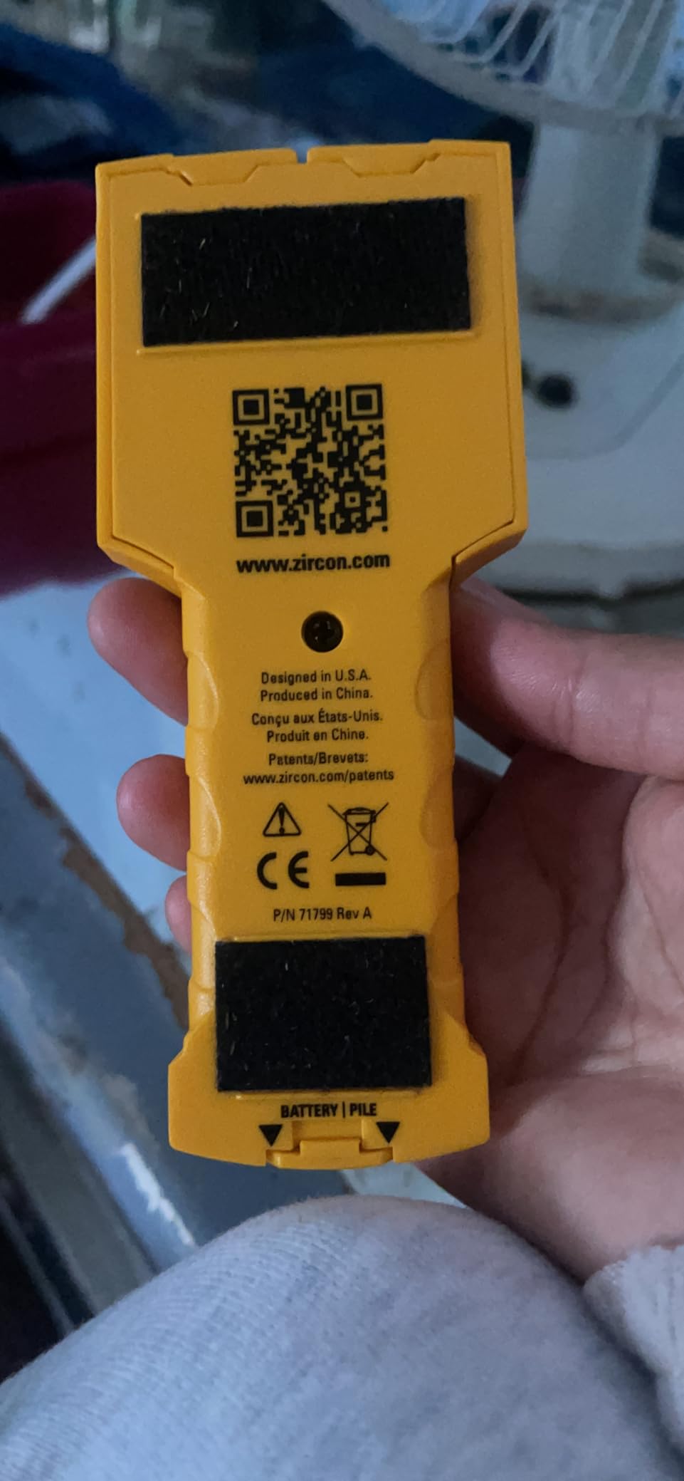 Zircon StudSensor Pro SL Edge Finder Deep-Scanning Stud Finder with SpotLite Pointing System customer photo 2