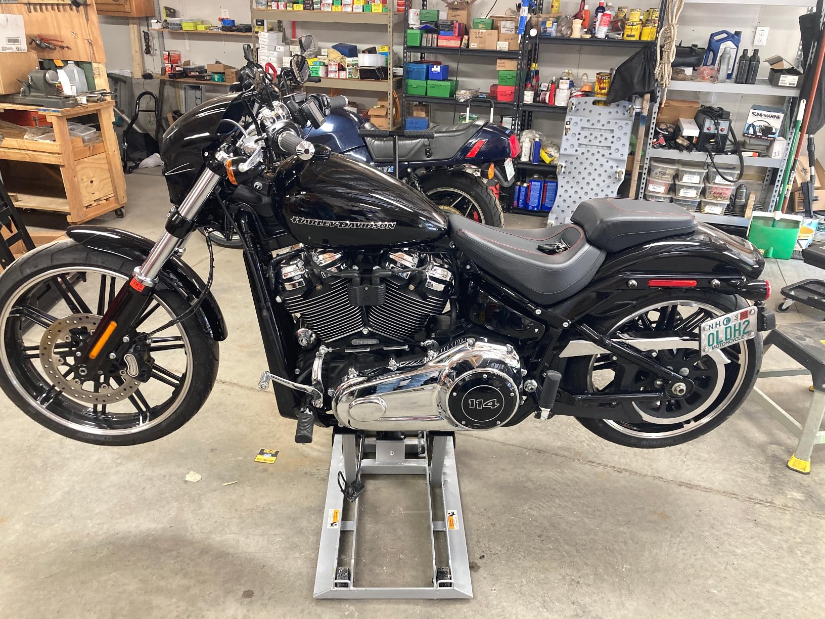 OTC 1545 Ultra Low Profile Motorcycle and ATV Lift with 1,500 lb. Capacity, Silver customer photo 1