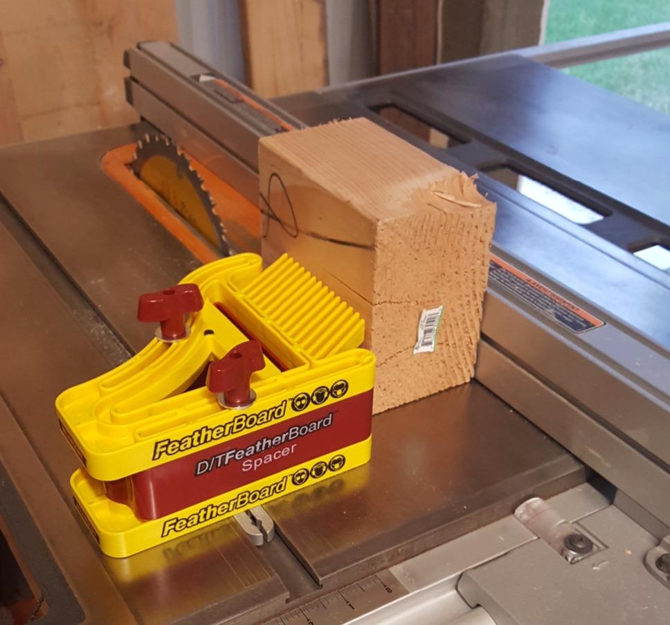 Milescraft 1407 D/T Feather Board - Universal Dual or Tandem Feather Boards for Woodworking on Table Saws, Router Tables and Band Saws customer photo 1