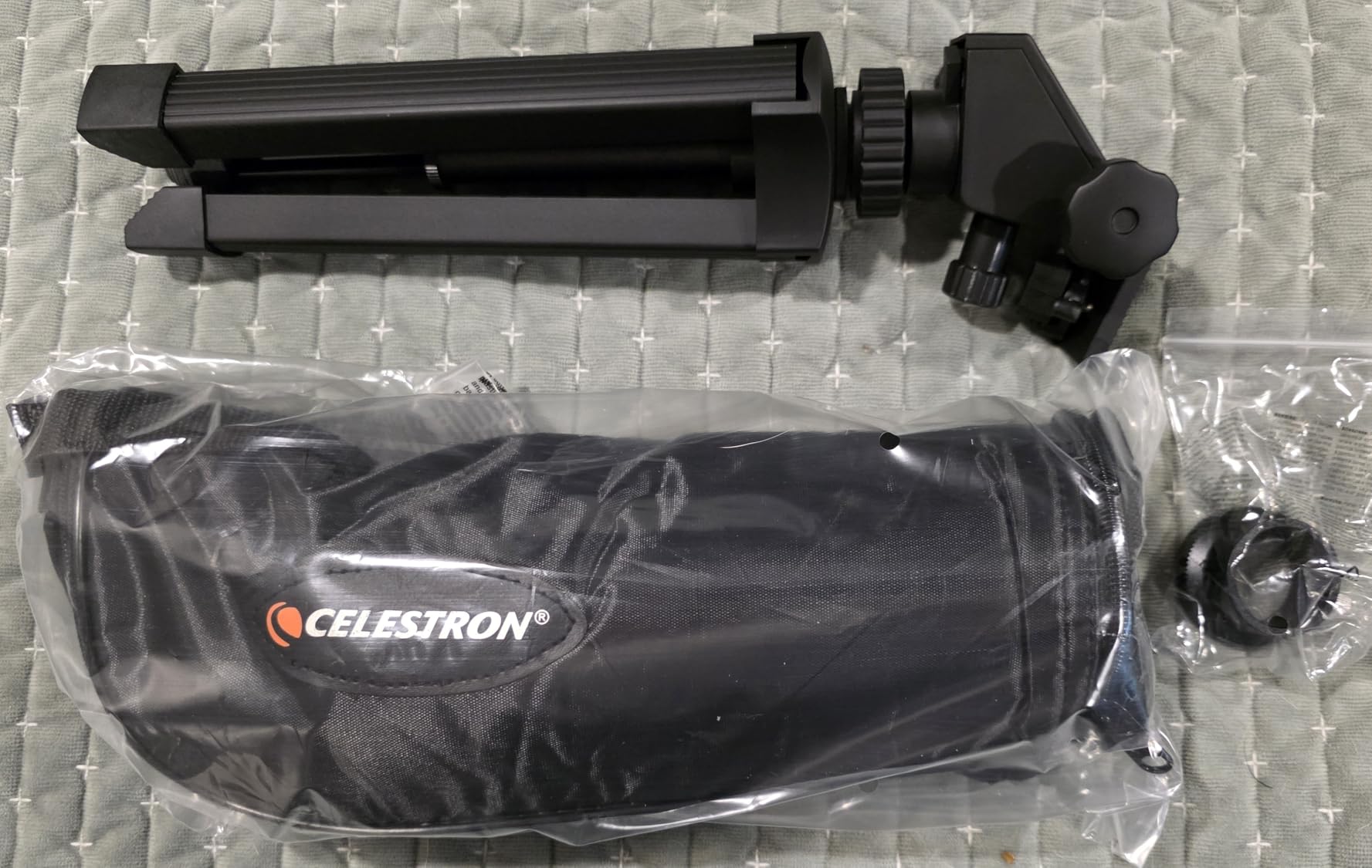 Celestron Mini Mak 70mm Angled Spotting Scope - Maksutov Spotting Scope - Great for Long Range Viewing - 25-75x Zoom Eyepiece customer photo 1
