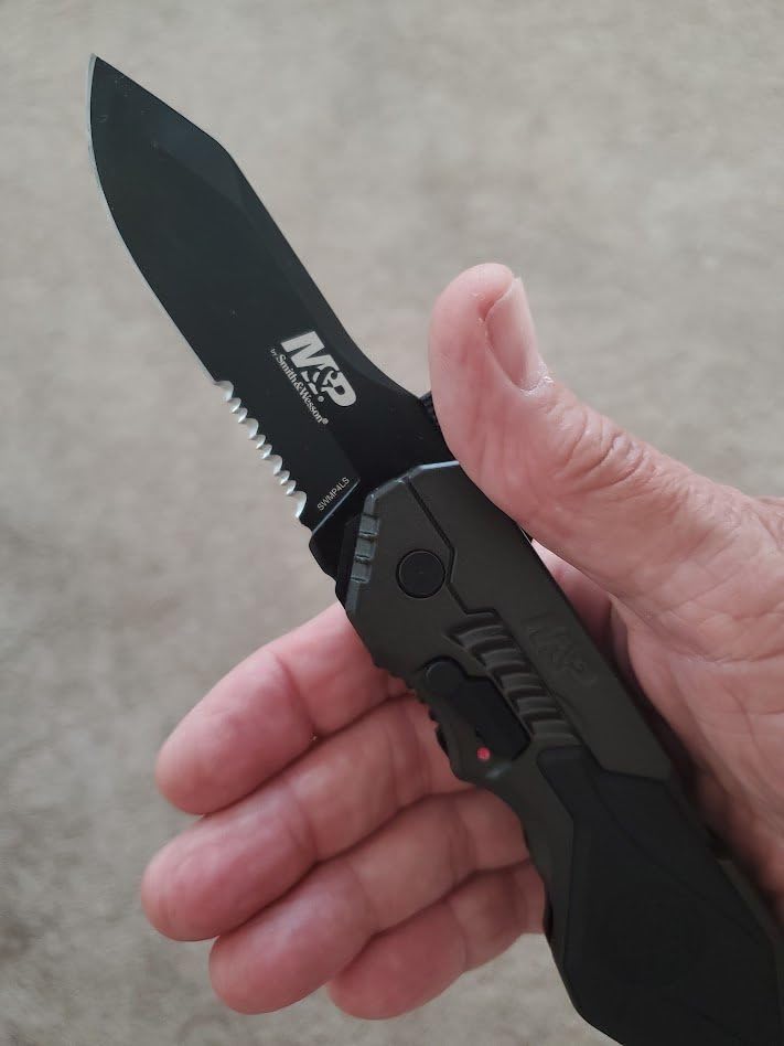Smith & Wesson SWMP4LS 8.6in S.S. Assisted Folding Knife with 3.6in Serrated Clip Point Blade and Aluminum Handle for Outdoor Tactical Survival and EDC, Black customer photo 1