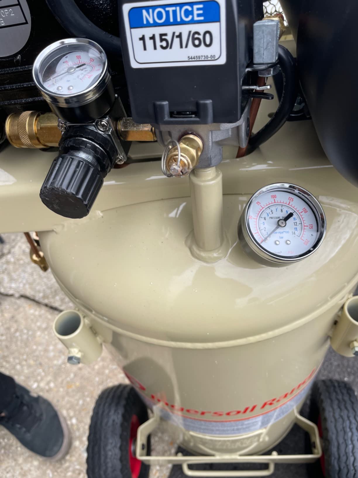 Ingersoll Rand P1.5IU-A9 2hp 20 gal Single-Stage Compressor (115/1) 42663401 customer photo 2