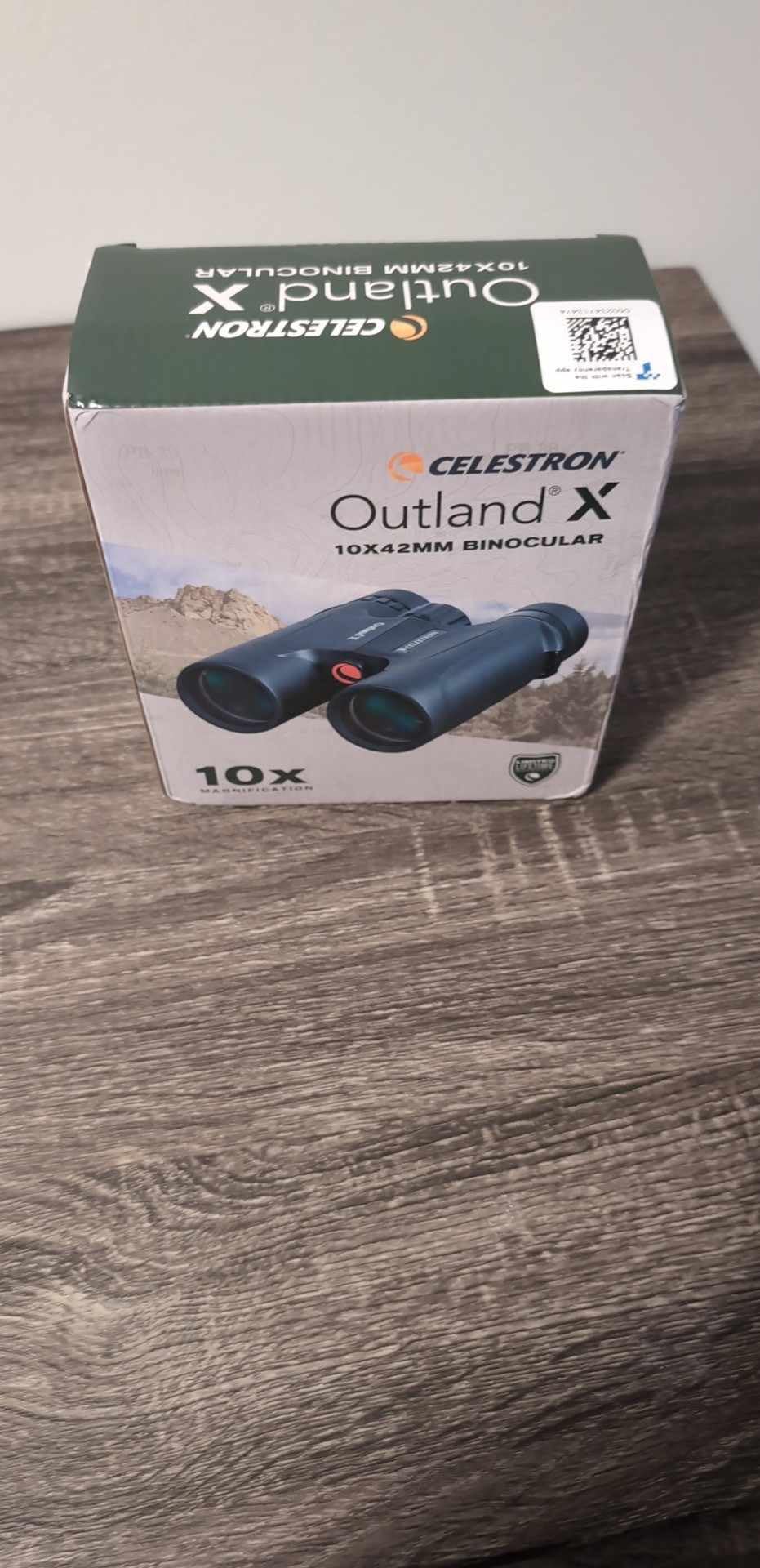 Celestron - Outland X 10x42 Binoculars - Ideal for Birding and Outdoors - 42mm Objective Lenses - 5.5 Degrees Field of View - BaK-4 Prisms - Multi-Coated - Waterproof and Fogproof customer photo 1