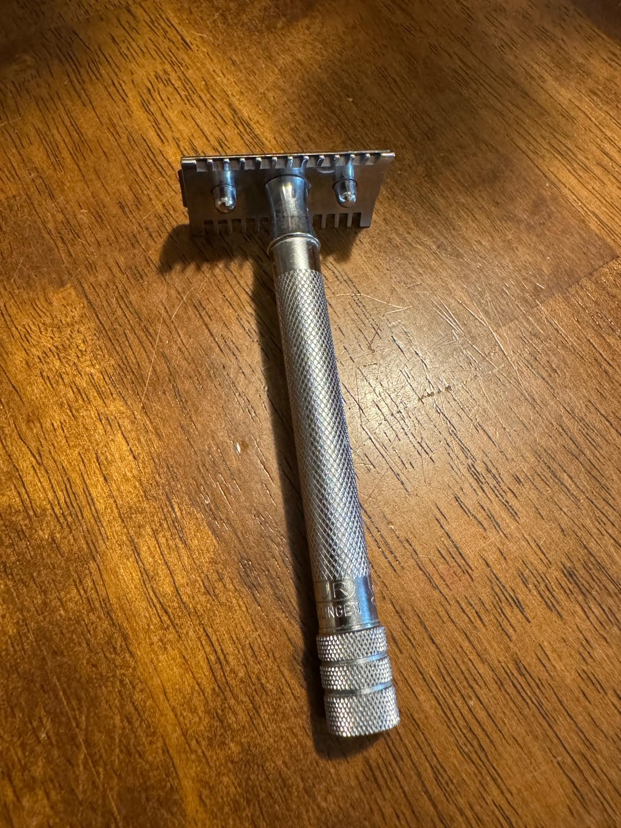 MERKUR 25C Double Edge Safety Razor in Bright Chrome with an Open Comb Design, Long Handle, Made in Germany, Plastic-Free, Three-Piece Design, and Straight Bar customer photo 2
