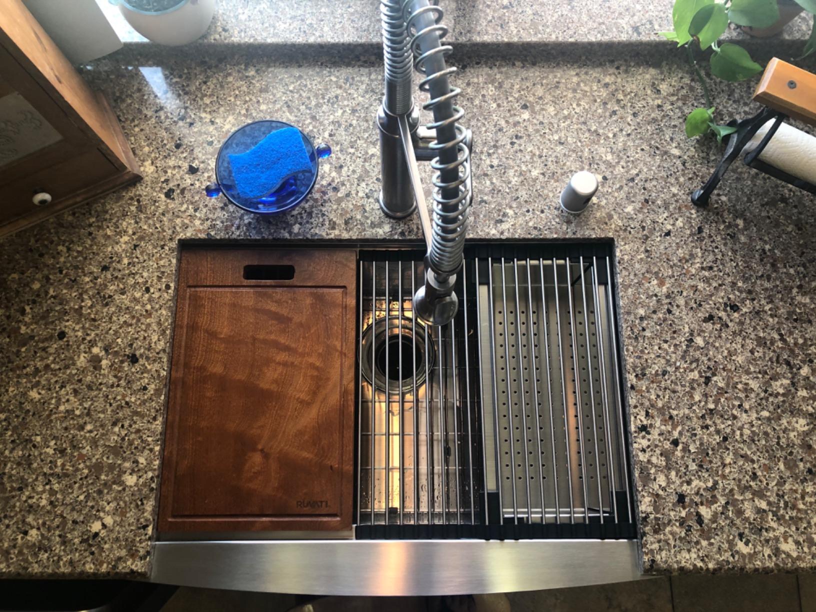 Ruvati 33-inch Apron-front Workstation Farmhouse Kitchen Sink - 16 Gauge Stainless Steel Kitchen Sink Single Bowl with Brushed Finish - RVH9200 customer photo 1