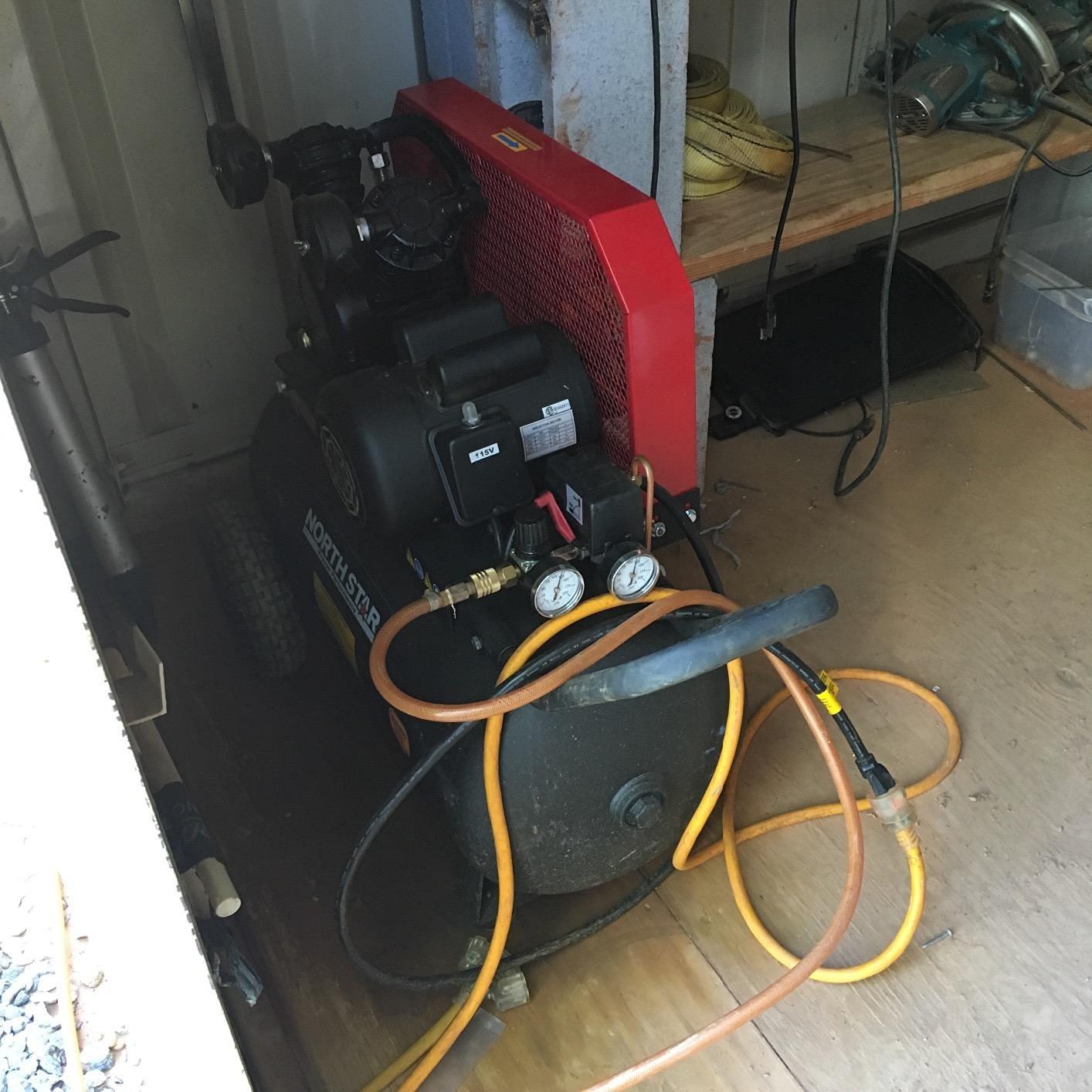 NorthStar Single-Stage Portable Electric Air Compressor - 2 HP, 20-Gallon Horizontal, 5.0 CFM customer photo 2