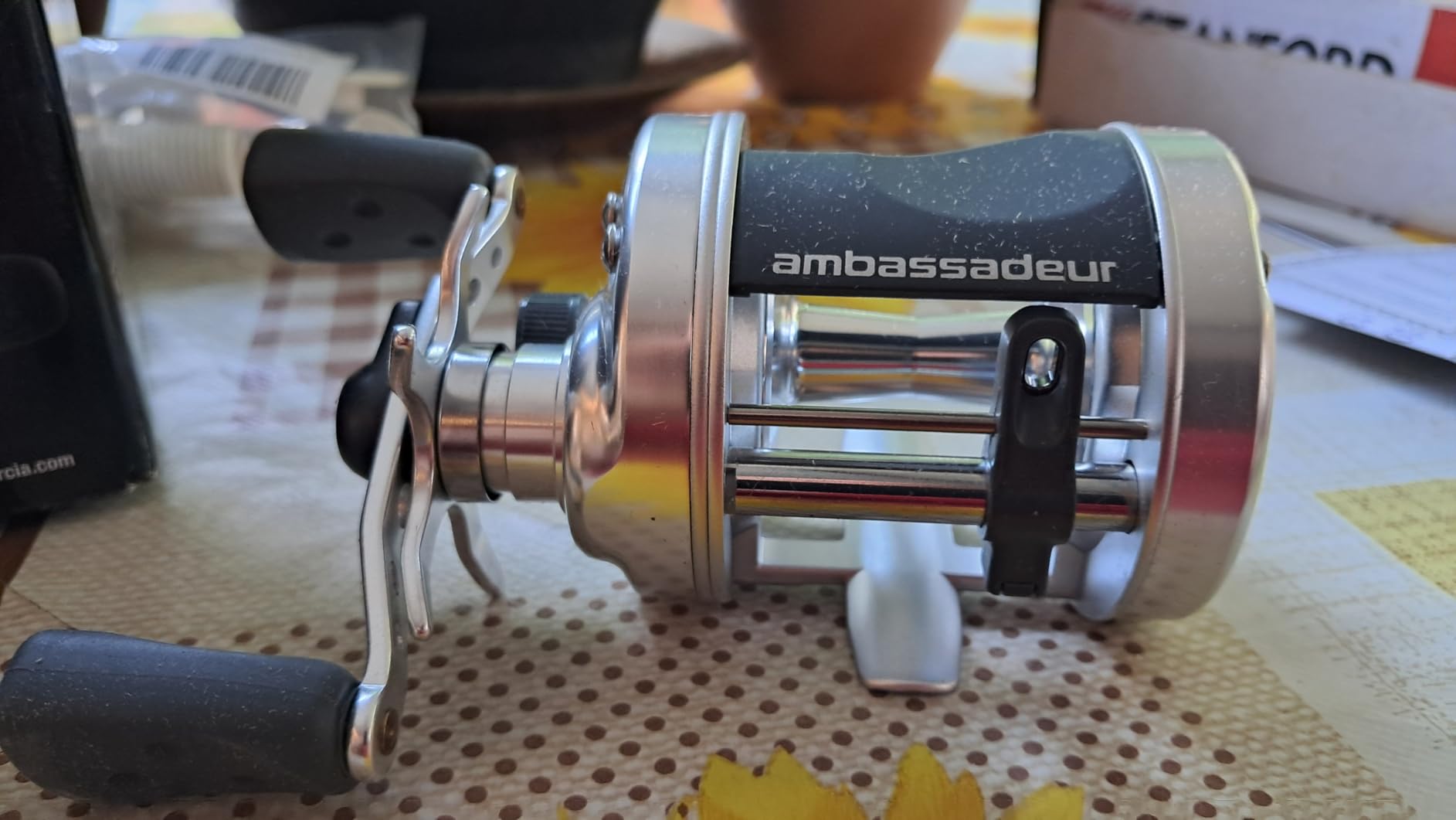 Abu Garcia Ambassadeur S Baitcast Round Fishing Reel customer photo 2