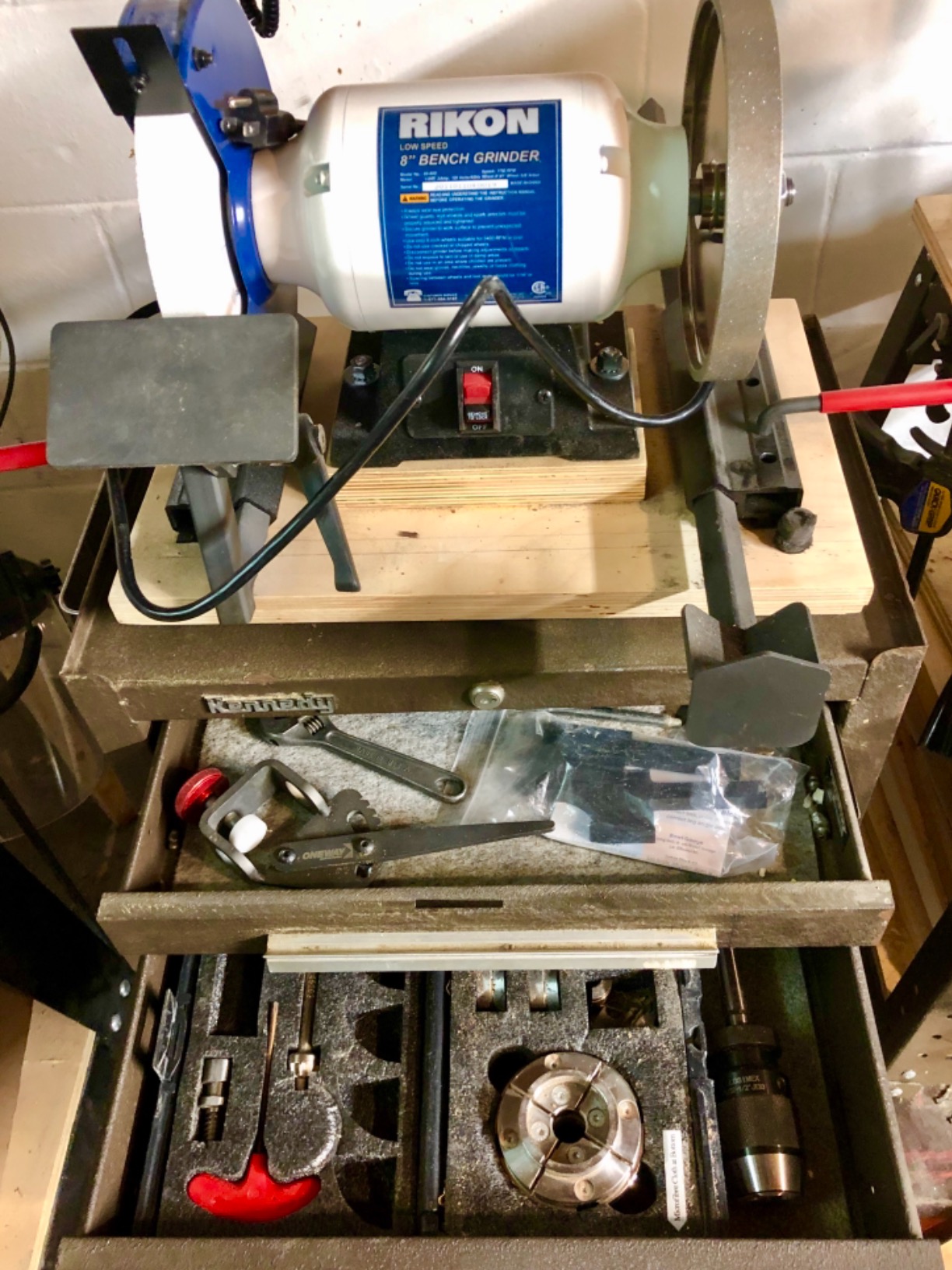 RIKON Professional Power Tools, 80-805, 8-Inch Slow Speed Bench Grinder, Perfect for Sharpening, With Anti-Vibration Rubber Feet customer photo 2