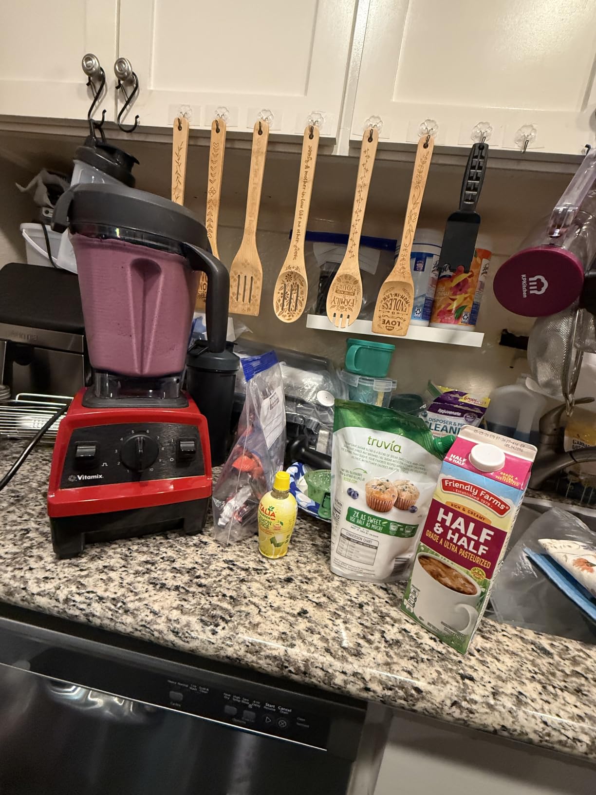 Cuisinart Ice Cream Maker Machine, 2-Quart Stainless Steel Frozen Yogurt, Gelato, Sorbet, Ready in 20 Minutes, LCD Screen and Timer, ICE-70P1 customer photo 2