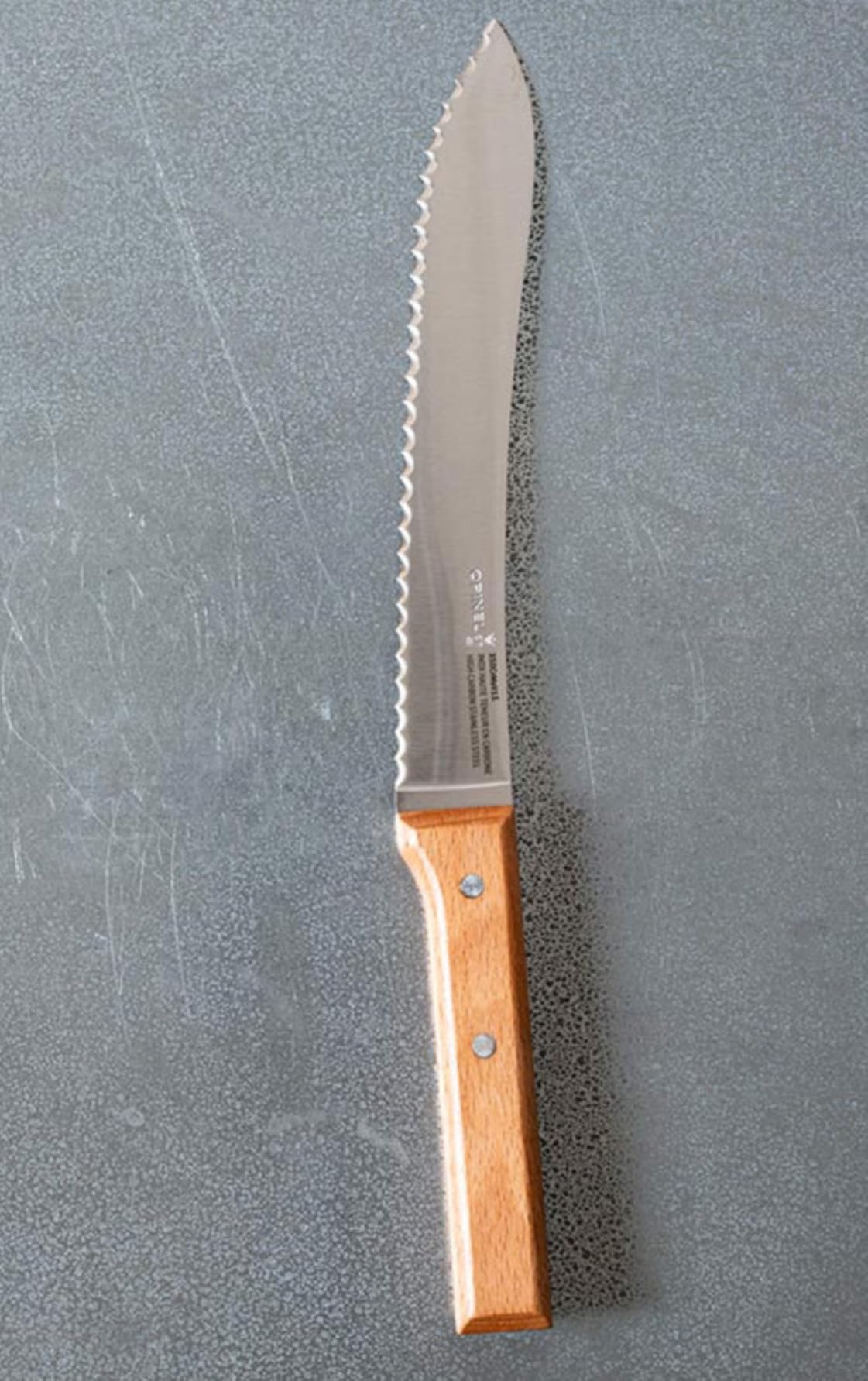Opinel Parallele Bread Knife - Serrated Curved Blade High Carbon Stainless Steel Made in France customer photo 2
