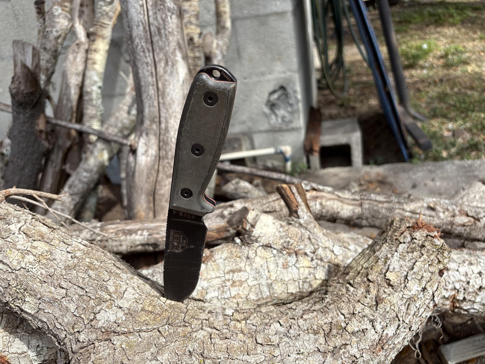 ESEE 4P Survival Knife - Field Tested Fixed Blade Knife with Molded Polymer Sheath & Clip Plate, Full Tang, Plain Edge customer photo 2