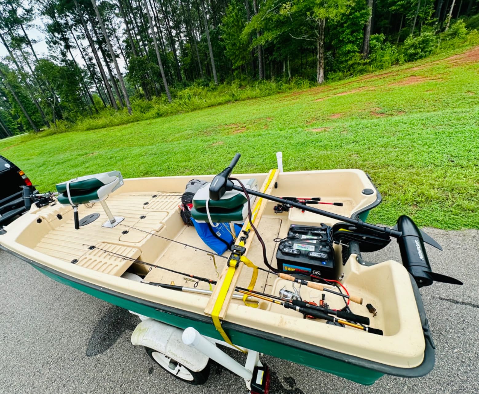 Newport NV-Series 46lb Thrust Saltwater Transom Mounted Trolling Electric Trolling Motor w/LED Battery Indicator customer photo 1