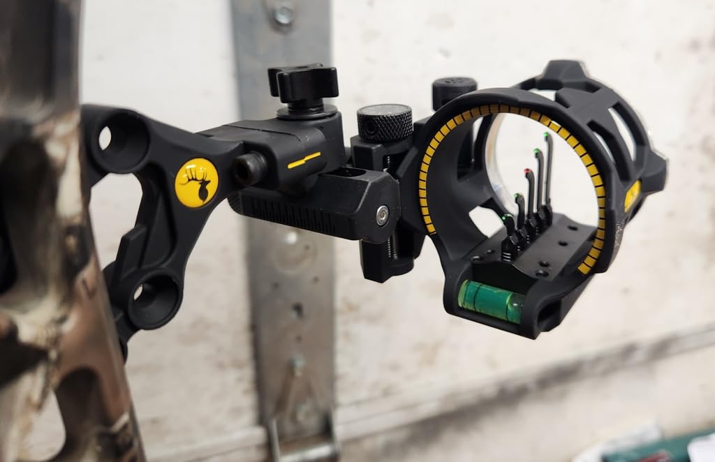 Trophy Ridge Peak 5 Pin Bow Sight - Vertical in-Line Pin Technology, Tool Less Windage and Elevation Adjustability, 2nd Axis Leveling, Adjustable Rheostat Light, Glow Ring customer photo 1
