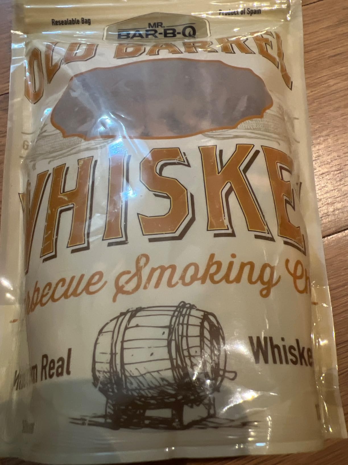 Mr. Bar-B-Q 05042BC Whiskey Smoking Chips - Old Oak Barrel Wood Smoker Chips, 12.7 Ounces customer photo 1
