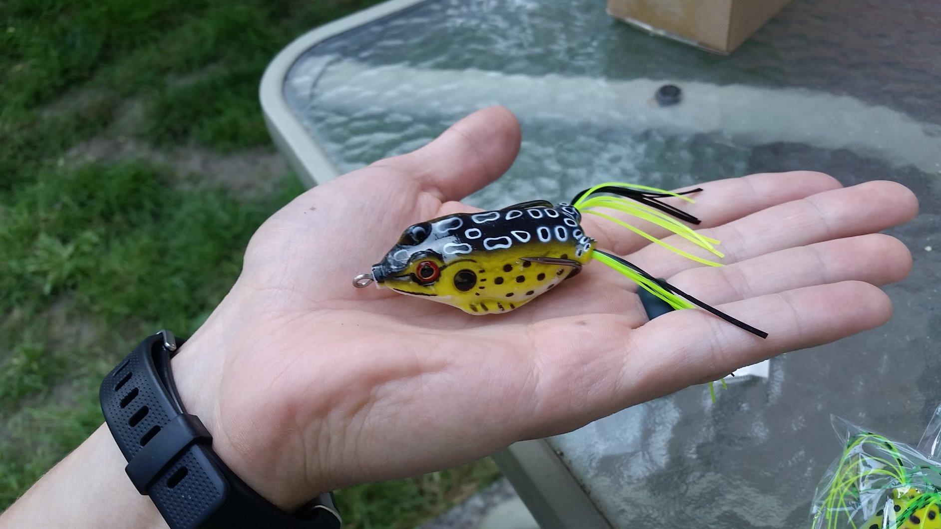 Supertrip Topwater Frog Crankbait Tackle Crank Bait Bass Soft Swimbait Lures Crankbaits Baits Hard Bait Fishing Lures(Multicolors) customer photo 2