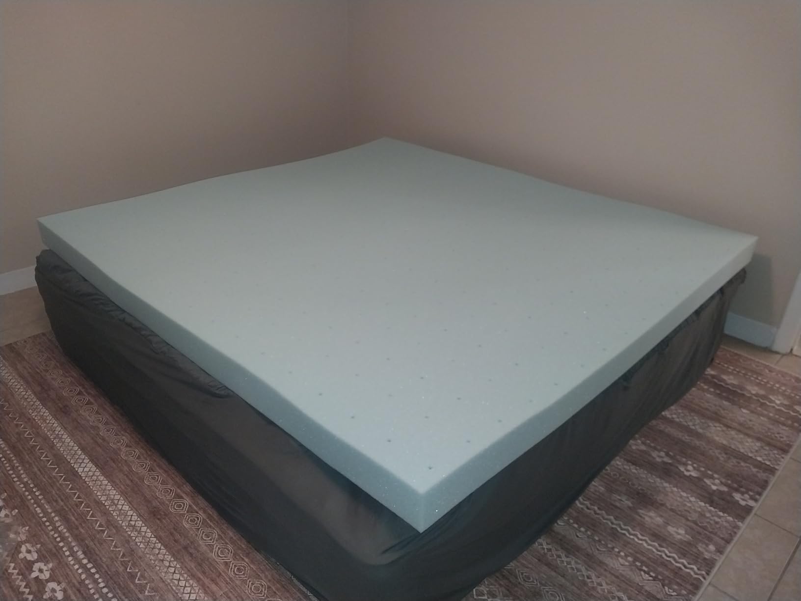 Lucid 3 Inch Memory Foam Mattress Topper, Queen Size - Cooling Gel Bed Topper - Preassure-Relieving Deep Plush Feel - Ventilated Breathable Design - CertiPur Certified - Dorm Room Essentials customer photo 1