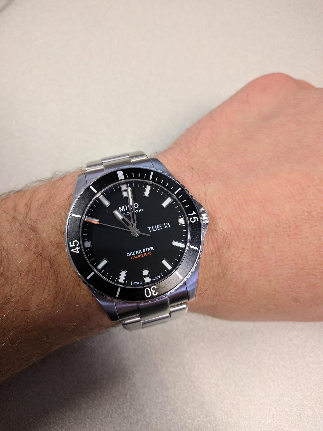 MIDO Ocean Star 200 - Swiss Automatic Watch for Men - 42.5mm Stainless Steel Case - Day/Date Calendar - Rotating Bezel - 200m Water Resistance customer photo 1