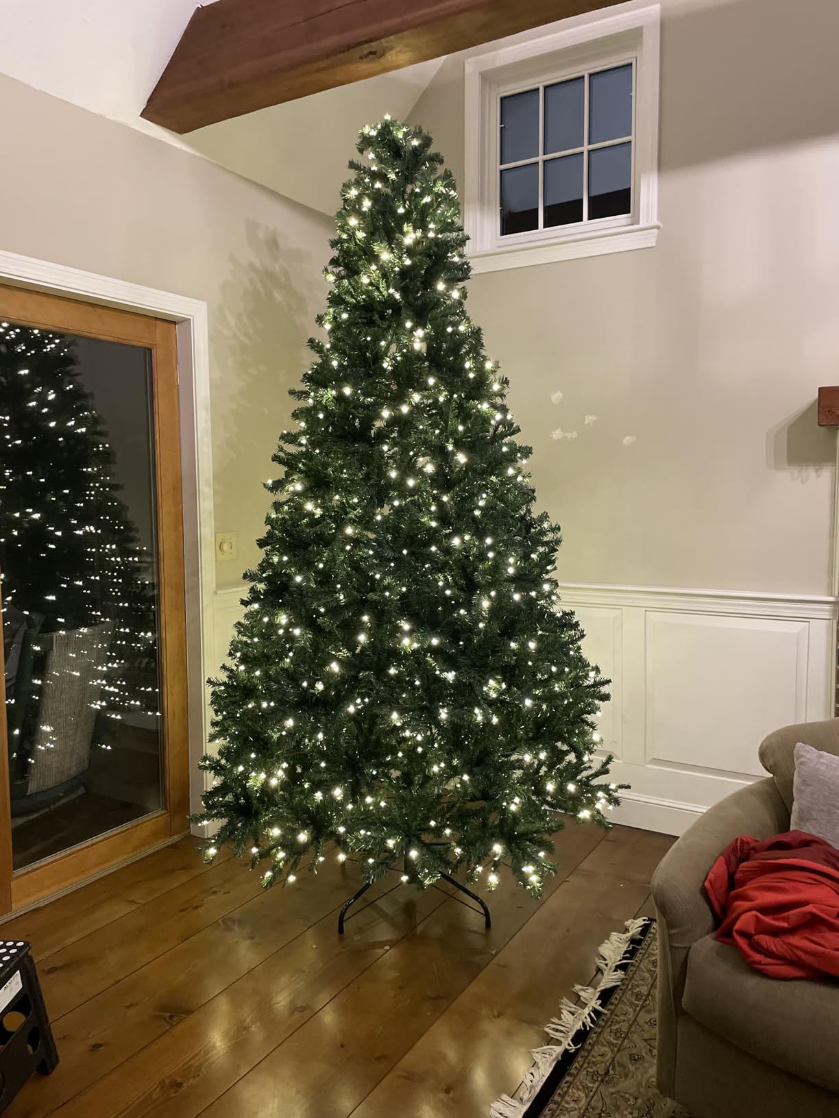 Best Choice Products Artificial Christmas Tree, 7.5ft Premium Pre-Lit Realistic Spruce Holiday Decor w/Dense Branches, Metal Base - Green Spruce customer photo 1