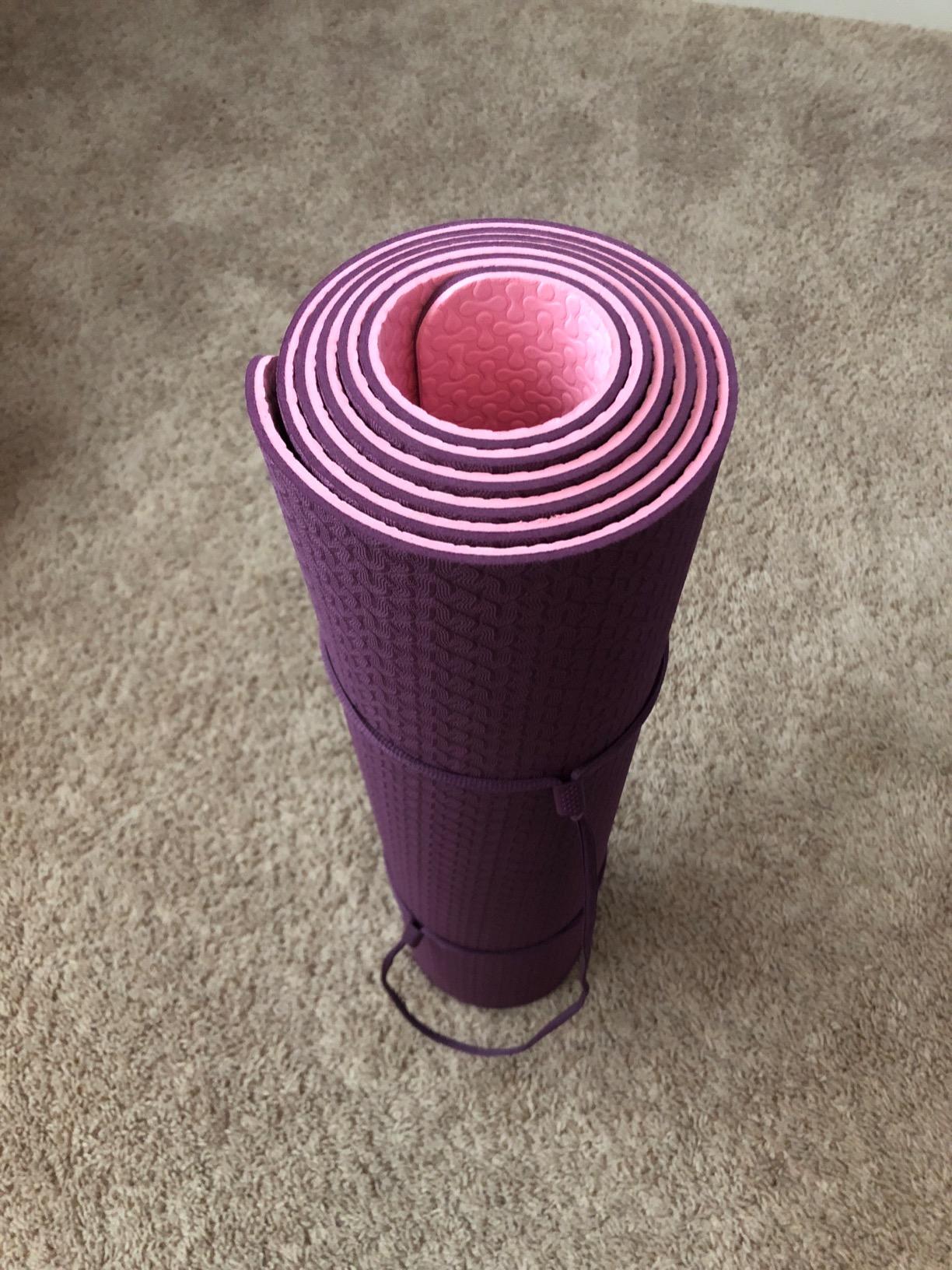 IUGA Yoga Mat Thick Non Slip Anti-tear Pilates Mat Eco Friendly Hot Yoga Mats for Workout & Exercise customer photo 2