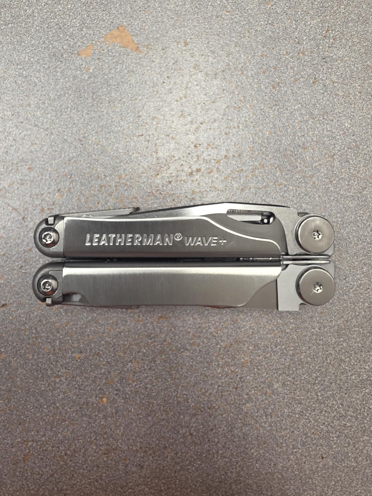LEATHERMAN, Wave+, 18-in-1 Full-Size, Versatile Multi-tool for DIY, Home, Garden, Outdoors or Everyday Carry (EDC), Stainless Steel customer photo 1