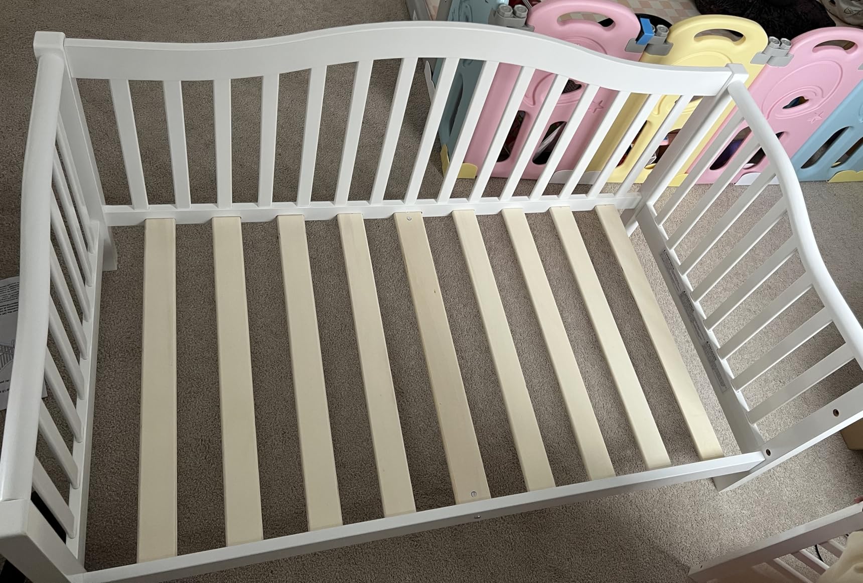 Dream On Me Austin Toddler Day Bed with Rails in White, Low to Floor Toddler Day Bed, Greenguard Gold & Baby Safety Alliance Certified, Non-Toxic Finishes, Side Safety Guard Rail customer photo 2