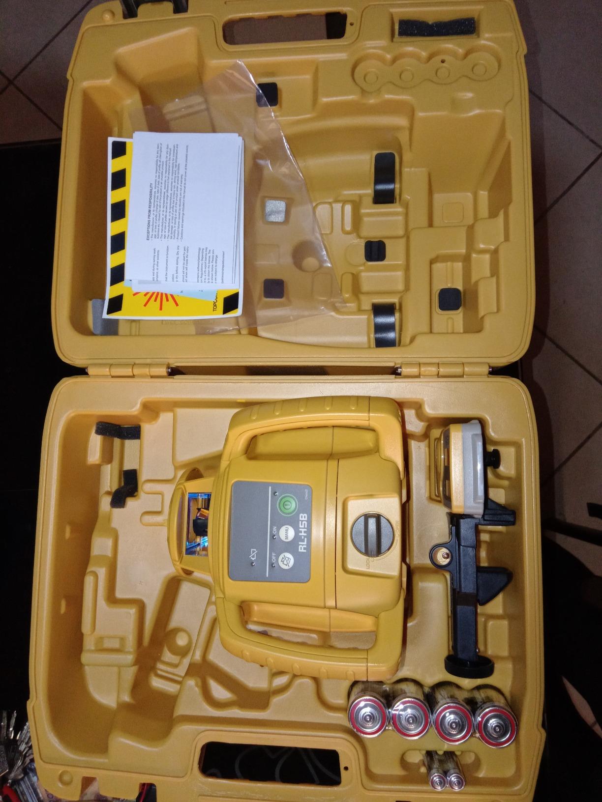 Topcon RL-H5A Self Leveling Horizontal Rotary Laser with Field Book, LS-80 Receiver, Detector Holder & Case, IP66 Rating, Dust and Water Resistance, 2600ft (800m) Construction Laser Level customer photo 2