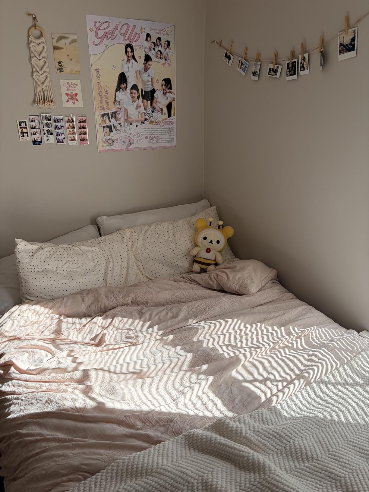 EASELAND Queen Size Down Alternative Comforter - Quilted Duvet Insert for All Seasons, Soft Lightweight with Corner Tabs customer photo 1