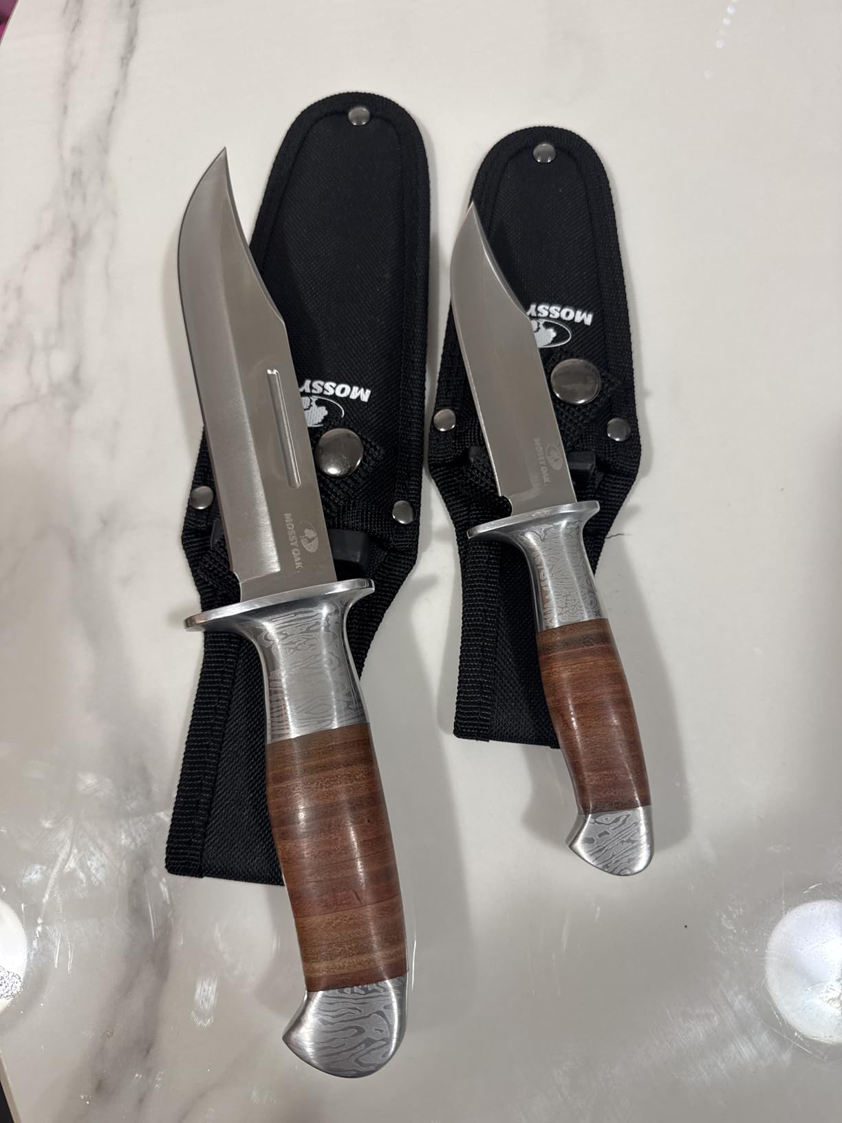 Mossy Oak Fixed Blade Bowie Knife, 2-piece Hunting Knife with Leather Handle Featuring Laser Pattern, Sheath Included customer photo 1