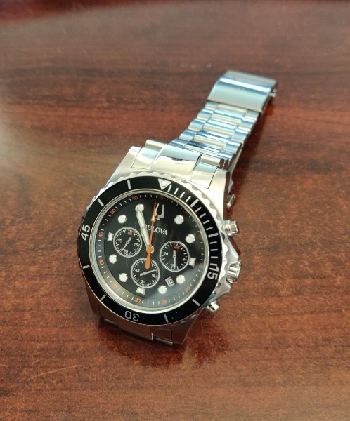 Bulova Men's Classic Sport 6-Hand Chronograph Quartz Watch, Calendar Date, Luminous Hands and Markers, 100M Water Resistant, 44mm Style: 98B326 customer photo 1
