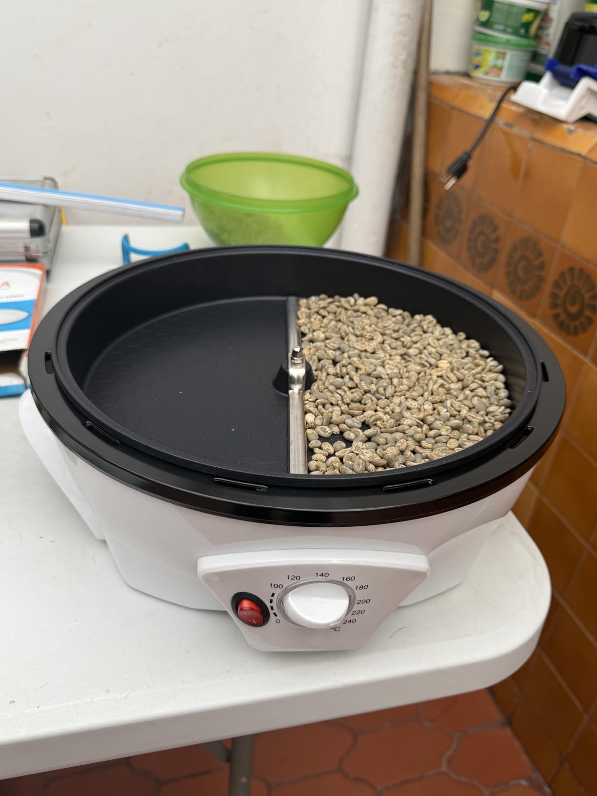 JIAWANSHUN Electric Coffee Bean Roaster for Home Use 1.1lb Capacity Temperature Control (0-240C), Non-Stick, Perfect for Beginner Roasting, 1200W, 110V customer photo 1