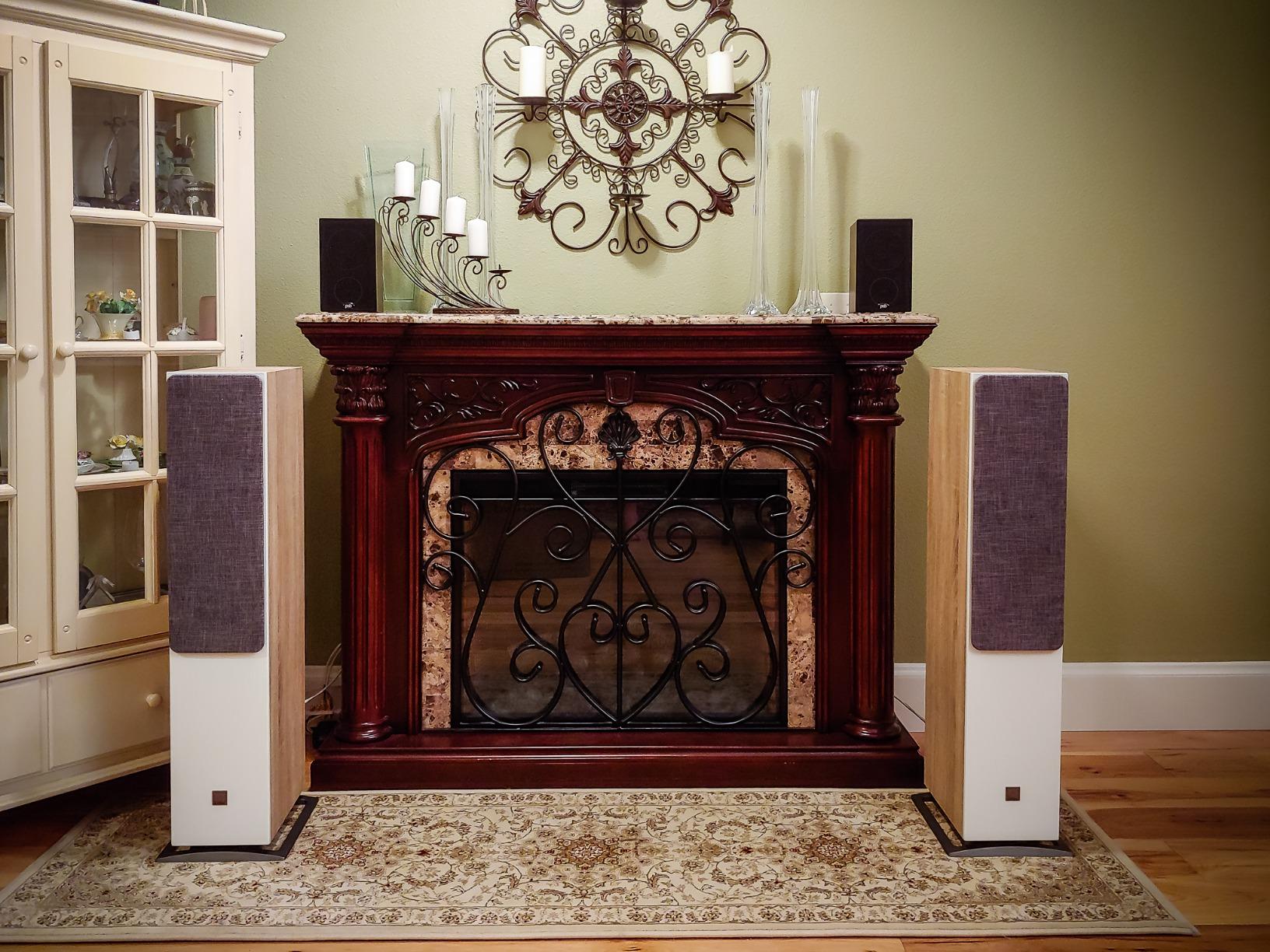 DALI Oberon 7 Floorstanding Speaker - White (Each) customer photo 1