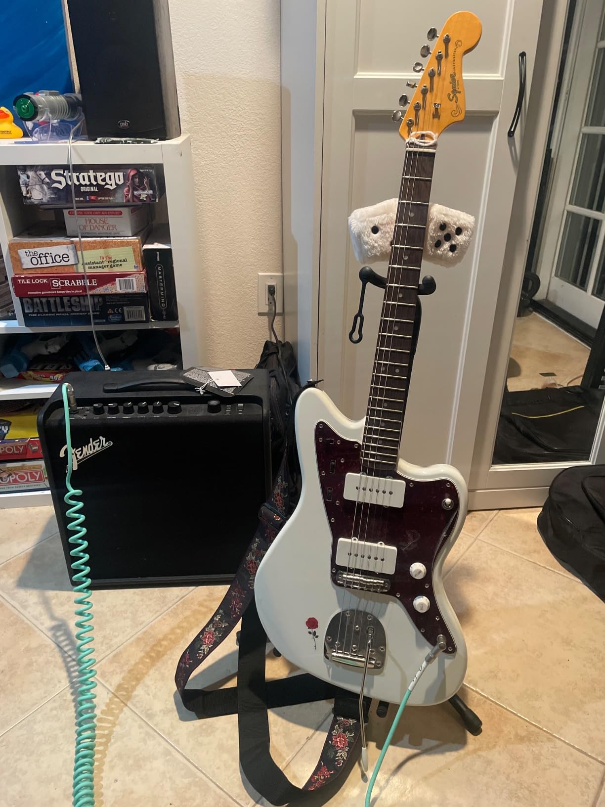 Squier Classic Vibe 60s Jazzmaster Electric Guitar - 3-Color Sunburst customer photo 2