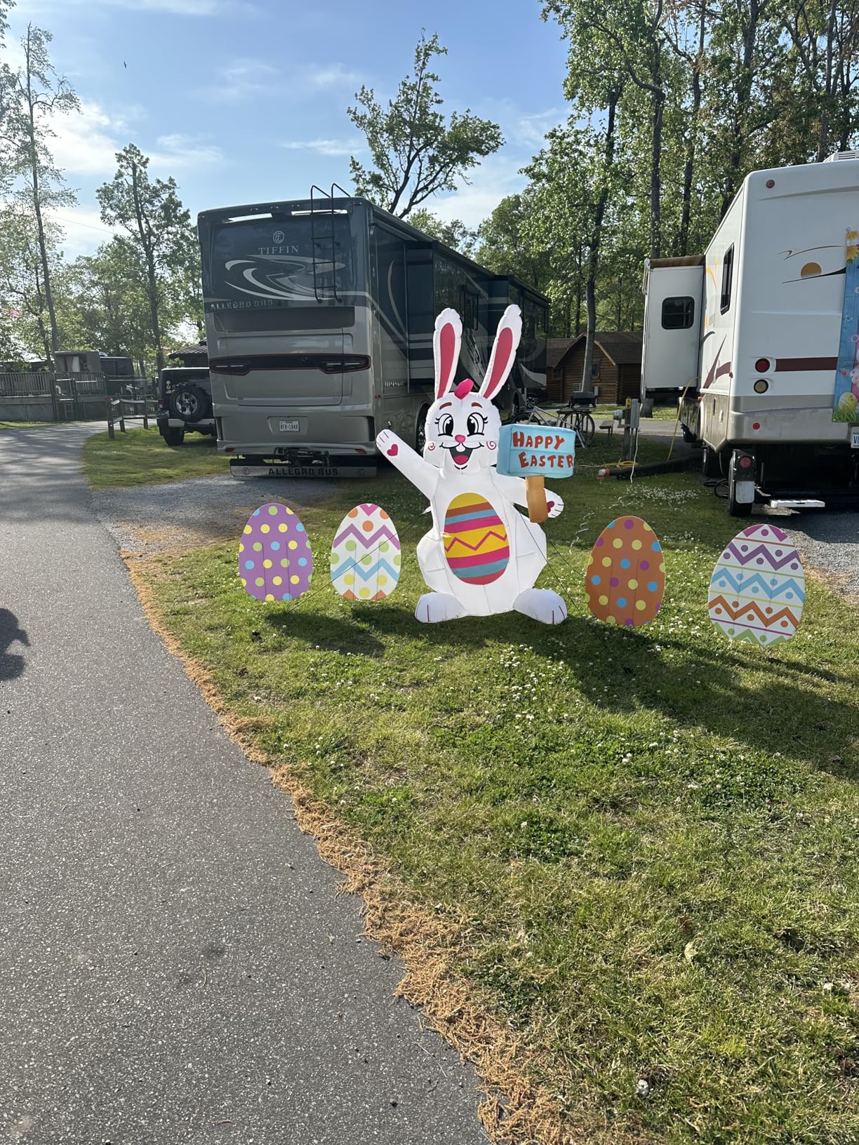 Fun Express Jumbo Easter Eggs Yard Signs 4-Pack - Large 18x24.5 Outdoor Easter Decorations with Stakes | Weather-Resistant Egg Hunt Signs for Front Yard, Lawn & Garden Party Decor customer photo 1