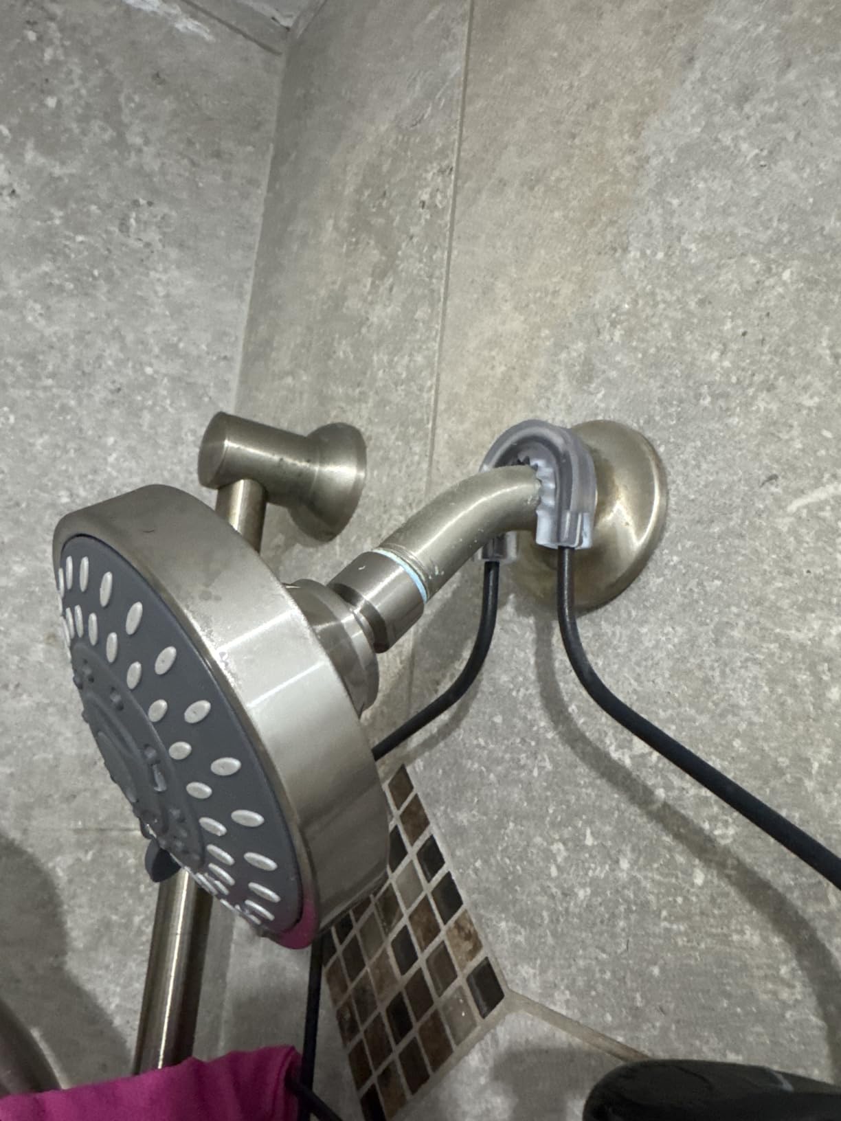 Aisoso Shower Head High Pressure Rain Fixed Showerhead 5-Setting with Adjustable Metal Swivel Ball Joint - Relaxed Shower Experience Even at Low Water Flow & Pressure customer photo 1