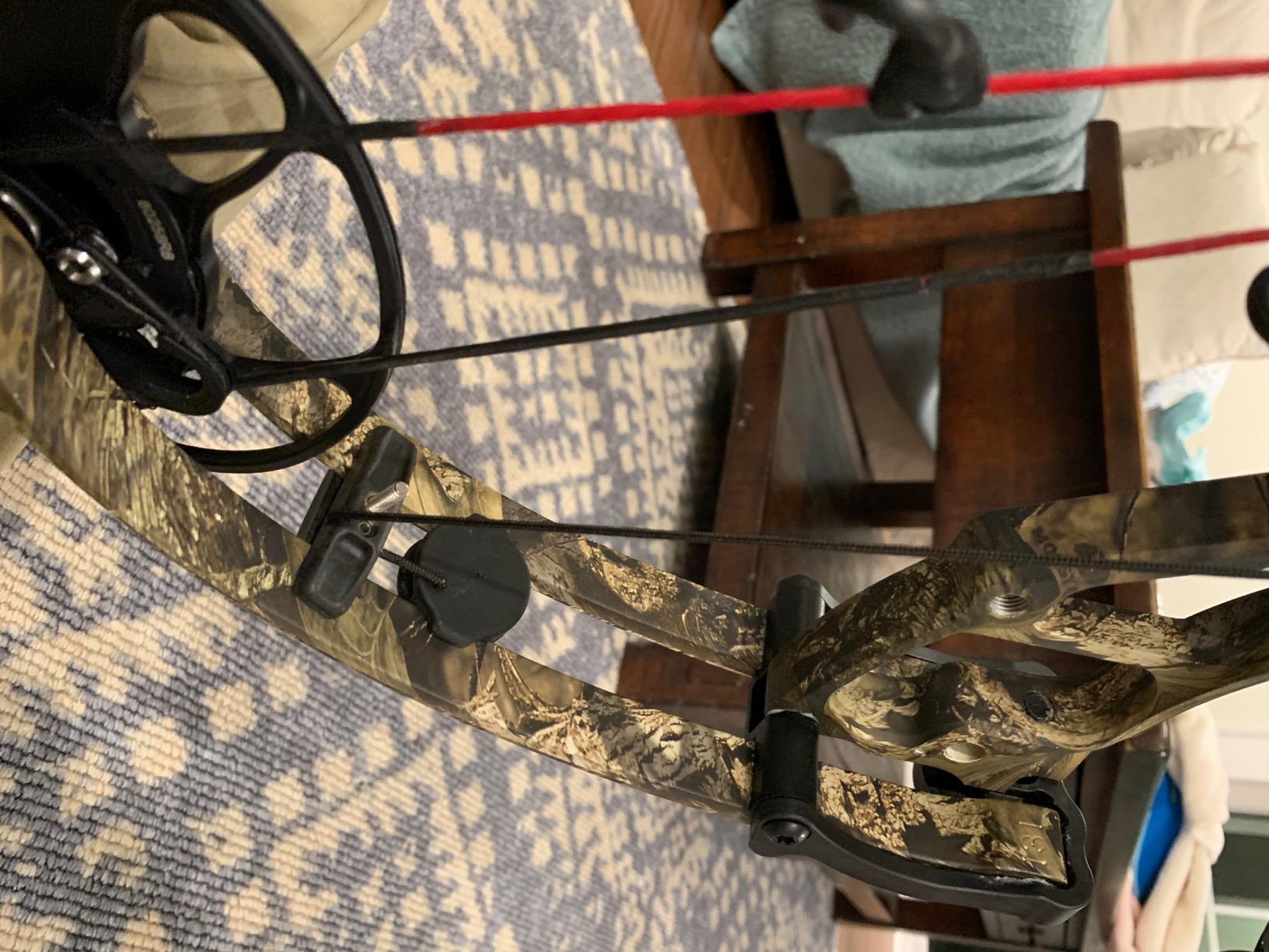 Trophy Taker Smackdown Lockup Arrow Rest - Right Hand - Compound Bow Hunting Archery Accessory Black customer photo 2