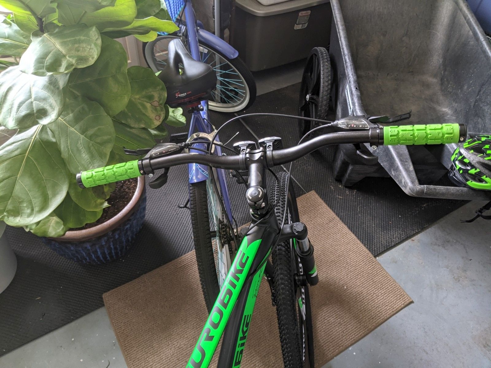 EUROBIKE 29 or 27.5 inch Mountain Bike, Lightweight Aluminum Frame, Front Suspension Dual Disc Brakes 21 Speed Bicycles for Mens Bikes Mountain Bike for Adults customer photo 1