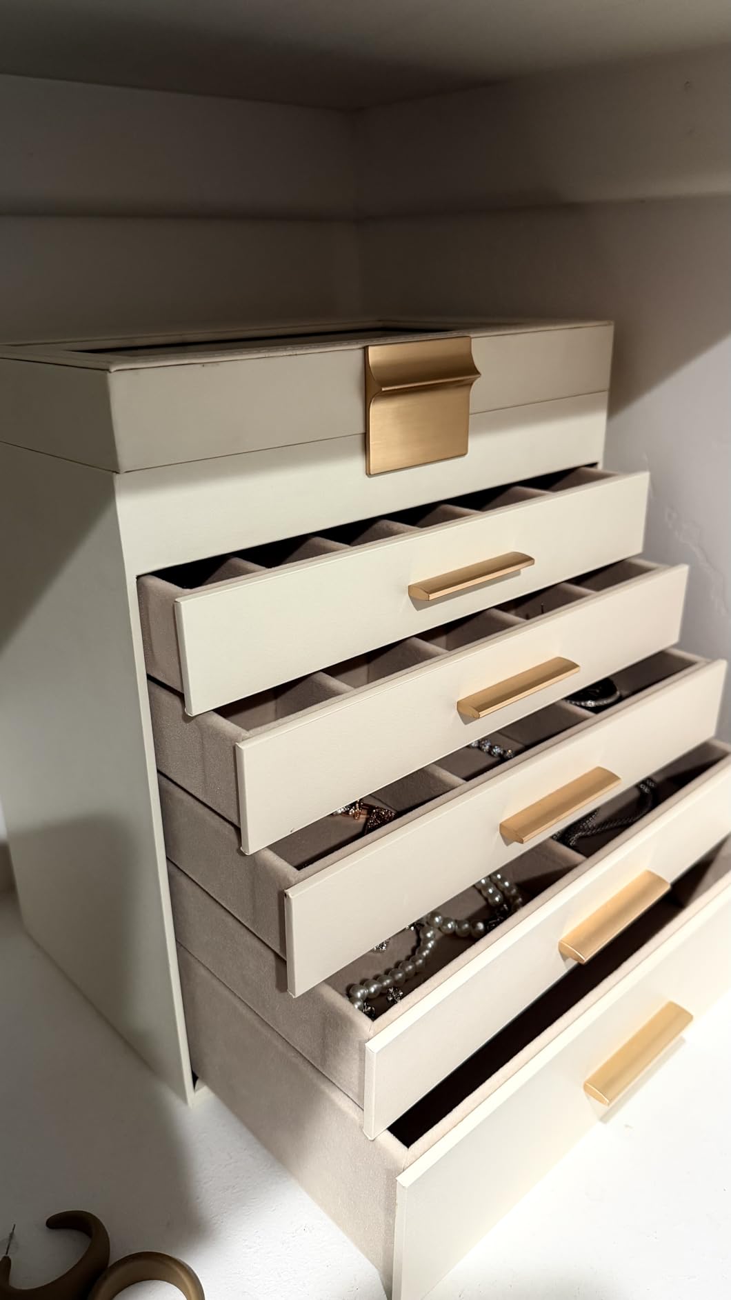 SONGMICS GISELLA Collection - Jewelry Box Organizer, 3-Layer Jewelry Storage with 2 Drawers, Shiny Metal Hardware, Glass Lid, Modern, Cloud White and Gold Color UJBC239WT customer photo 2