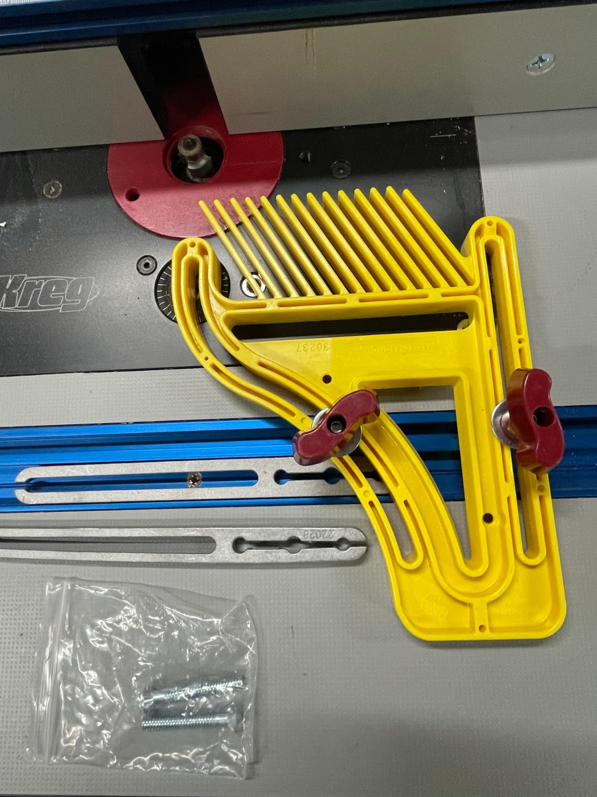 Milescraft 7334 Safety Bundle - Includes Feather Board, Push Stick, and FREE Grabber Push Block customer photo 1