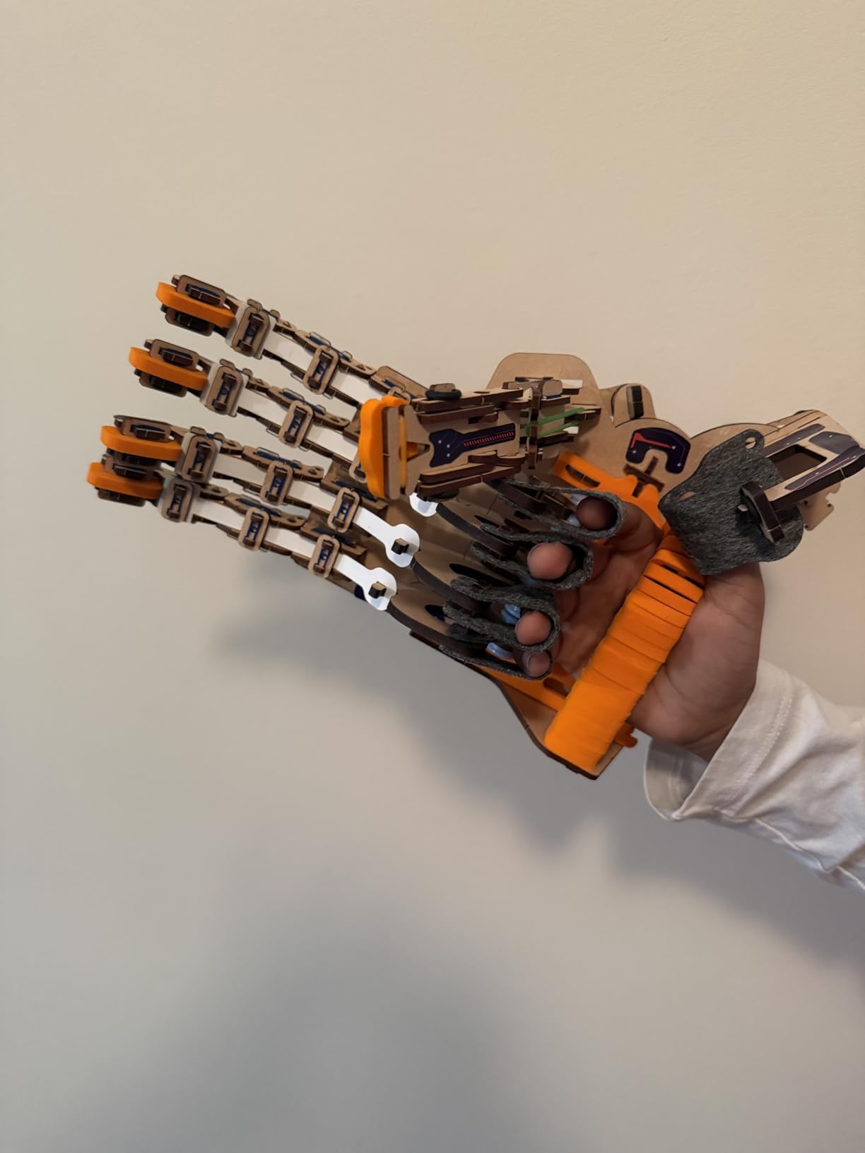 Smartivity DIY Robotic Mechanical Hand STEM Toy for Kids 8-14 Years Old | Parents Choice Award Winner, Engineering Kit customer photo 2