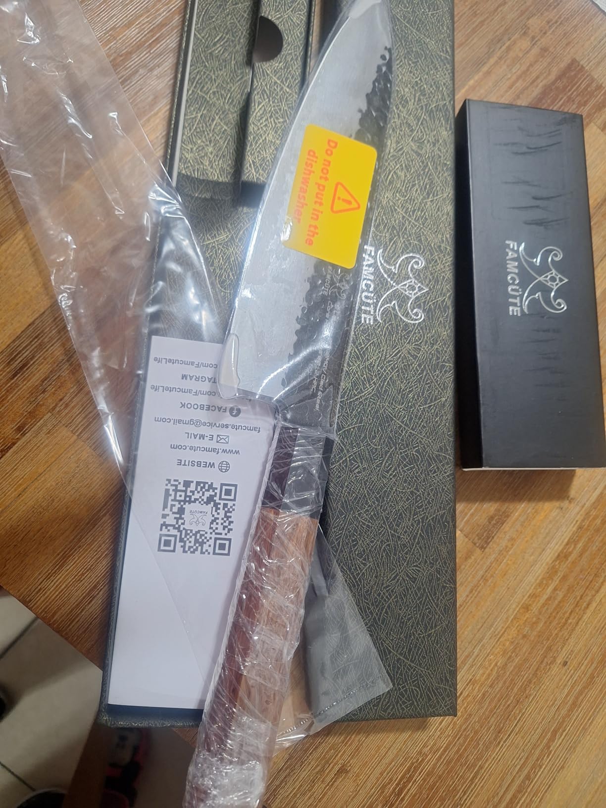 FAMCÜTE 8 Inch Japanese Knife, Hand Forged 5 Layers High Carbon 9CR18MOV Steel Rosewood Handle Chef Knife, Ultra Sharp Durable Professional Kitchen Knife, A Thoughtful Mothers Day Gifts for Mom customer photo 2