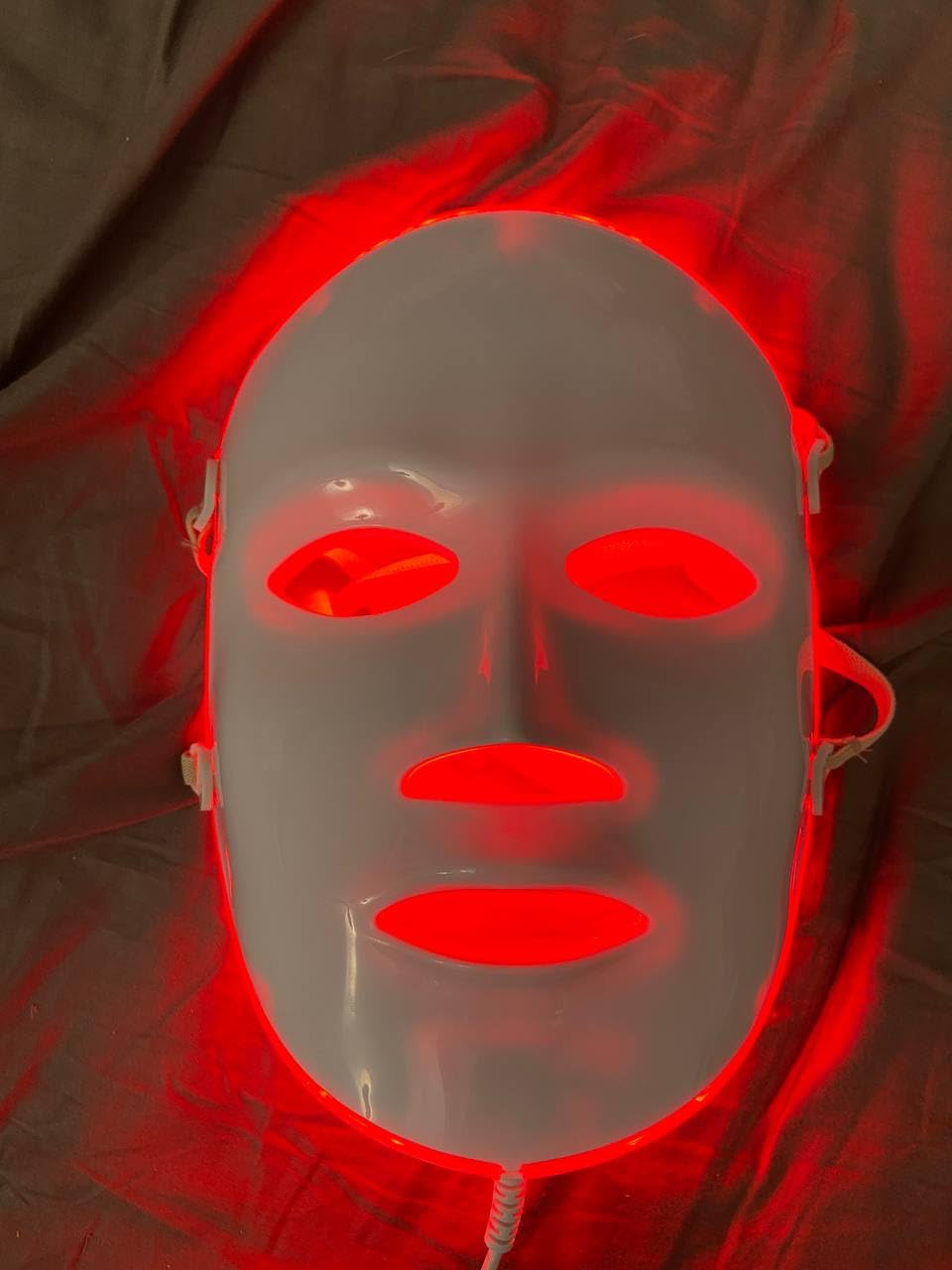 Aphrona FDA cleared LED Facial Skin Care Mask MOONLIGHT PRO 7 Color Treatment Photon Mask (White) customer photo 2