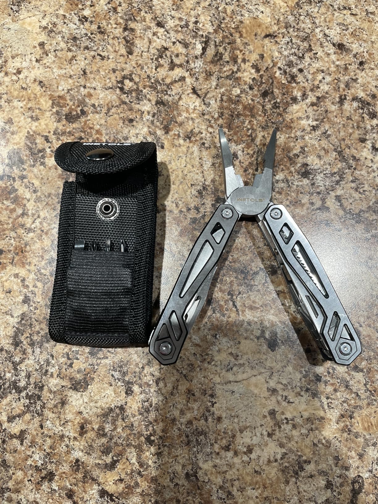 Multitool with Pocket Knife, Birthday Gifts for Men Women Mom Dad, WETOLS 21-in-1 Stainless Steel Pliers with Screwdrivers, Self-locking Multi tools with EDC Sheath, Ideal for Home, Camping, Survival customer photo 2