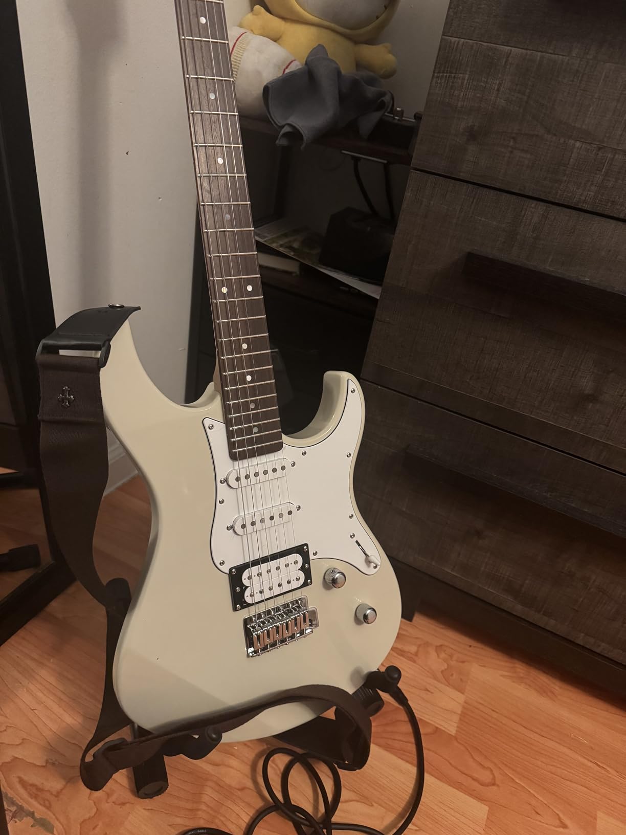 Yamaha PAC112V Electric Guitar - United Blue customer photo 1